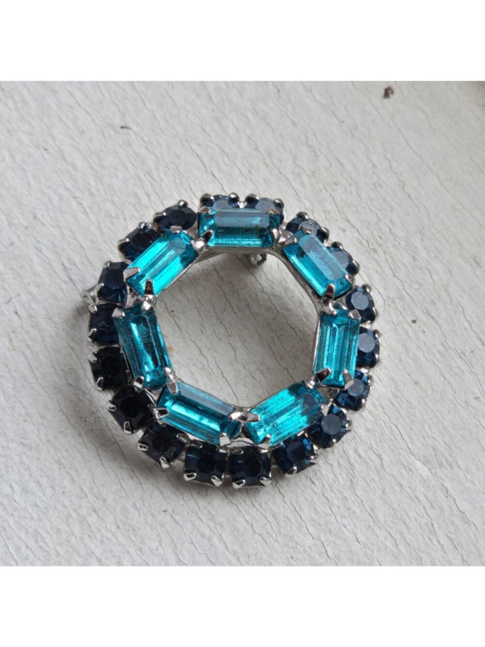 Vintage Brooch Aqua Baguette & Dark Blue Rhinestones Mid-Century Jewelry Costume - Picture 7 of 11